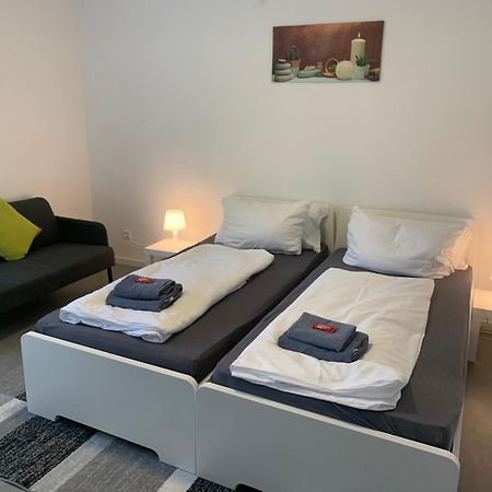 Cityapartment Platinum Mit Balkon Bzw,Terrasse Bielefeld Esterno foto